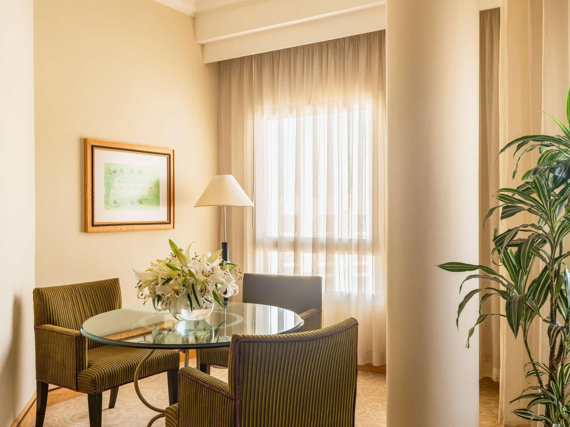 Moevenpick Hotel דוחה מראה חיצוני תמונה